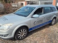 Gebraucht Opel Astra Edition 90 PS (66 kW) 2009 Limousine