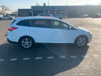Usata Ford Focus 116 CV (85 kW) 2011 Bianco Station wagon