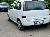 Używany Opel Meriva Edition 90 KM (66 kW) 2010 Biały Minivan