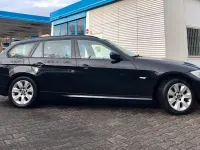 Gebraucht BMW 318 143 PS (105 kW) 2012 Schwarz Kombi