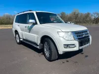 Gebraucht Mitsubishi Pajero 200 PS (147 kW) 2014 Weiß SUV