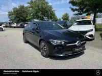 Gebraucht Mercedes CLA220 Progressive 190 PS (139 kW) 2022 Unilack nachtschwarz Limousine