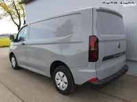 Neu VW T7 100 kW (136 PS) 2026 Stone grey Van