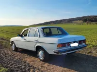 Gebraucht Mercedes 200 94 PS (69 kW) 1979 Weiß Limousine