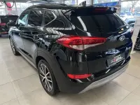 Gebraucht Hyundai Tucson Turbo 177 PS (130 kW) 2018 Phantom black (metallic) SUV