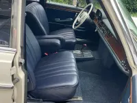 Gebraucht Mercedes 300 250 PS (183 kW) 1972 Weiß Limousine