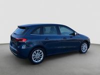 Gebraucht Mercedes E250 Style 160 PS (117 kW) 2022 Denimblau (metallic) Limousine