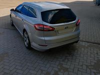 Gebraucht Ford Mondeo 203 PS (149 kW) 2014 Silber Kombi