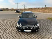 Gebraucht Mercedes E300 Avantgarde 204 PS (150 kW) 2010 Schwarz Limousine