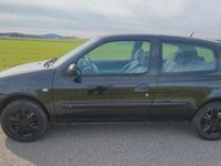 Gebraucht Renault Clio II 58 PS (42 kW) 2005 Schwarz Kleinwagen