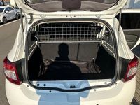Gebraucht Dacia Sandero Stepway 90 PS (66 kW) 2016 Weiß Limousine