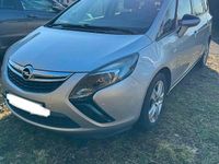 Gebraucht Opel Zafira 140 PS (102 kW) 2013 Silber Van / Kleinbus