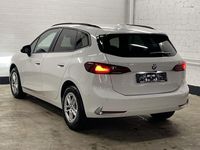 Gebraucht BMW 218 Active Tourer Shadowline 150 PS (110 kW) 2023 Weiß Van / Kleinbus