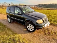 Gebraucht Mercedes ML430 272 PS (200 kW) 2000 Blau SUV