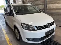 Gebraucht VW Touran Match 105 PS (77 kW) 2012 Weiß Van / Kleinbus