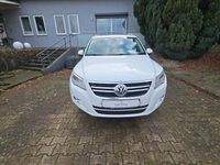 Gebraucht VW Tiguan Team 122 PS (89 kW) 2011 Weiß SUV