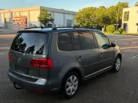 Gebraucht VW Touran Comfortline 140 PS (102 kW) 2013 Grau Van / Kleinbus