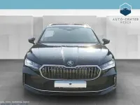 Neu Skoda Superb LAURIN & KLEMENT 150 PS (110 kW) 2026 Schwarz Kombi