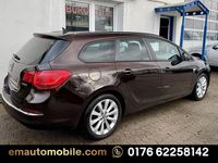 Gebraucht Opel Astra 140 PS (102 kW) 2012 Braun Kombi