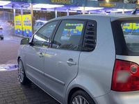 Gebraucht VW Polo 75 PS (55 kW) 2002 Silber Kleinwagen