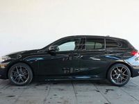 Gebraucht BMW 118 Shadowline 136 PS (100 kW) 2022 Schwarz Kleinwagen