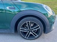 Second-hand Mini Cooper 136 CP (100 kW) 2017 Verde Hatchback