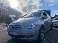 Gebraucht Mercedes B180 109 PS (80 kW) 2006 Silber Van / Kleinbus