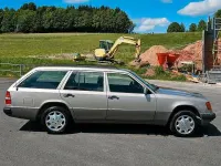 Używany Mercedes E230 132 KM (97 kW) 1992 Kombi