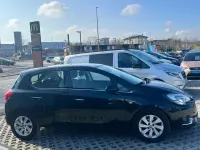 Używany Opel Corsa Innovation 90 KM (66 kW) 2015 Zielony Sedan/Limuzyna
