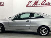 Second-hand Mercedes C180 143 CP (105 kW) 2003 Argintiu Coupe