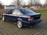 Gebraucht BMW 316 102 PS (75 kW) 1997 Blau Limousine