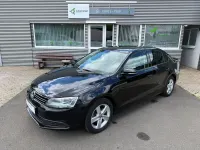 Gebraucht VW Jetta Comfortline 122 PS (89 kW) 2012 Deep black perleffekt Limousine