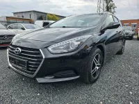 Gebraucht Hyundai i40 Classic 135 PS (99 kW) 2017 Schwarz Kombi