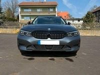 Gebraucht BMW 320e 163 PS (119 kW) 2022 Grau Kombi