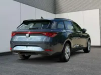 Neu Seat Leon Style 150 PS (110 kW) 2025 Fiord blau Kombi