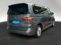Gebraucht VW Multivan Life 150 PS (110 kW) 2025 X3 indiumgrau metallic Van / Kleinbus