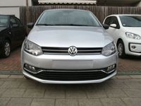 Gebraucht VW Polo Trendline 75 PS (55 kW) 2016 Silber Limousine