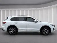 Używany VW Touareg Elegance 286 KM (210 kW) 2018 Biały SUV