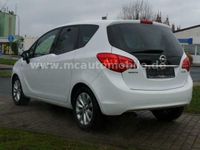 Gebraucht Opel Meriva 120 PS (88 kW) 2013 Weiß Van / Kleinbus