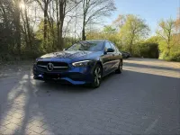 Gebraucht Mercedes C220 Night 200 PS (147 kW) 2022 Blau Kombi
