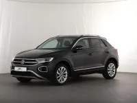 Second-hand VW T-Roc Style 150 CP (110 kW) 2023 Negru SUV