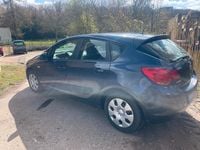 Gebraucht Opel Astra 101 PS (74 kW) 2010 Blau Limousine