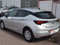 Gebraucht Opel Astra Edition 136 PS (100 kW) 2017 Grau Limousine