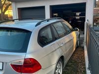 Second-hand BMW 318 143 CP (105 kW) 2007 Argintiu Break