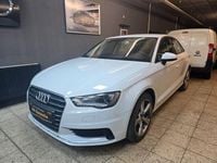 Gebraucht Audi A3 Comfort 125 PS (91 kW) 2015 Weiß Limousine