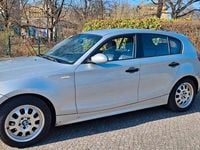 Gebraucht BMW 118 129 PS (94 kW) 2006 Silber Kleinwagen