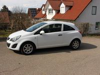 Używany Opel Corsa Edition 69 KM (50 kW) 2014 Biały Hatchback
