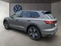 Gebraucht VW Touareg R-line 286 PS (210 kW) 2025 9d siliziumgrau matt SUV