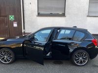 Gebraucht BMW 116 109 PS (80 kW) 2018 Schwarz Kleinwagen