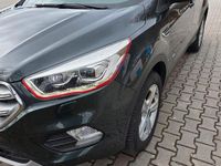 Gebraucht Ford Kuga 179 PS (131 kW) 2018 Grün SUV